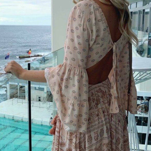 TIGERLILY Aziza Pink Bell Sleeve Tie Back Maxi Dress RRP$319 - Picture 5 of 11